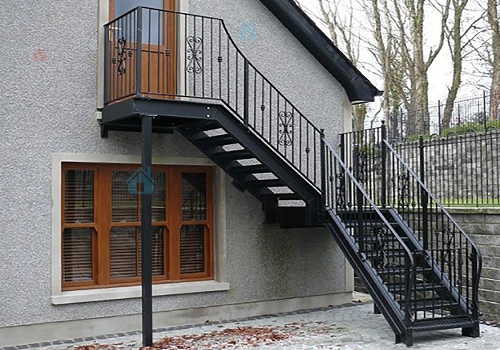 Scari metalice exterioare de la compania VILMAR GRUP SRL